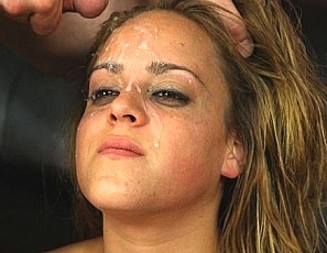 latinathroats_videos_amya_sweet