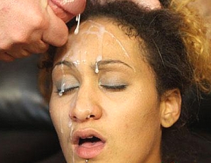 latinathroats_videos_yesenia-nicole